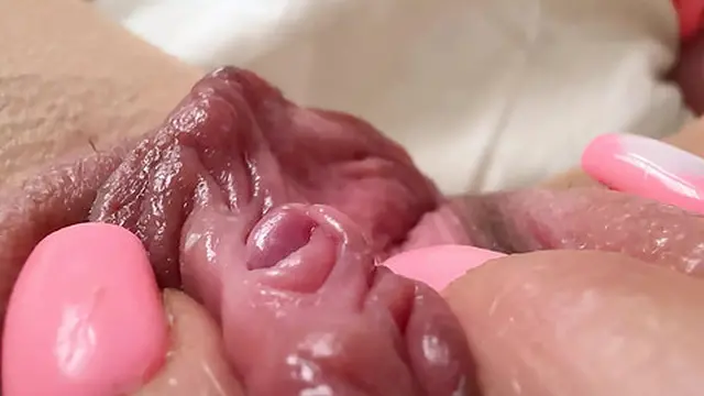 Dirty little hoe gets her filthy hole fingered to an explosive squirt