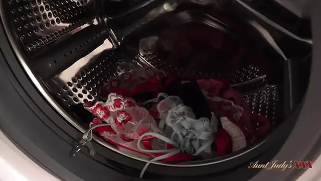 AuntJudysXXX - Busty MILF Landlady Maisie Lewis Sucks Your Cock🍆 (POV)