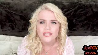 Up close and nasty, amateur cutie gives sloppy head for hairy pussy✌, then gets creampied