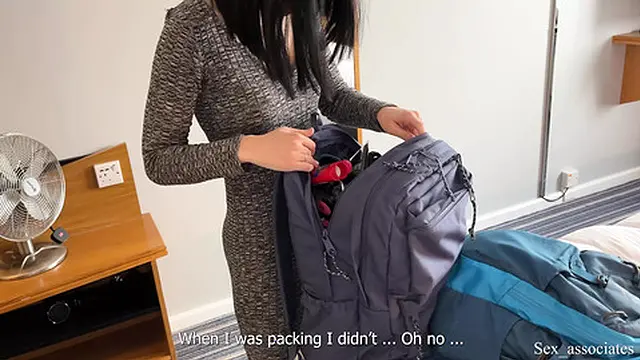 milf Seduces and Shares Her Bottom with boyfriend