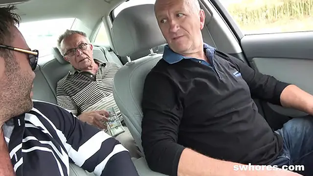 milf′s Basement Bootlegs: Hooker Hunting with hunk′s Hard-Ons - Swhores