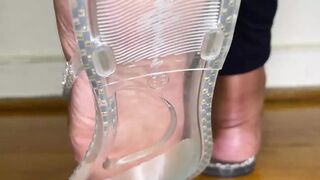 Mom's Soles Get Splayed by Heels While She's Hand-Feeling Her Own Feet