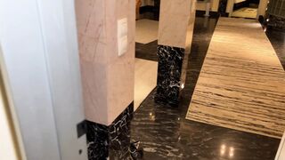 I Fervently Masturbate My Erection While a Stylist Sucks My Erect Cock🍆