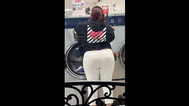 Ruby′s Purple Panty Peek Showed Off Sultry Seduction Moves