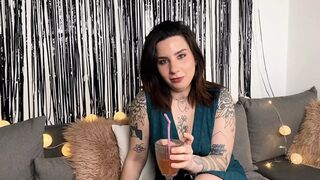Naughty😈 ex-lover gets knocked up on couch, barefoot and cum-covered after sloppy anal👌 sex