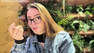Library girl surprises me with an amazing oral😜