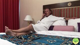 Bangkok's Kinky Escort Delivers Raunchy Oral😜 Service with Sizzling Threesome Surprise