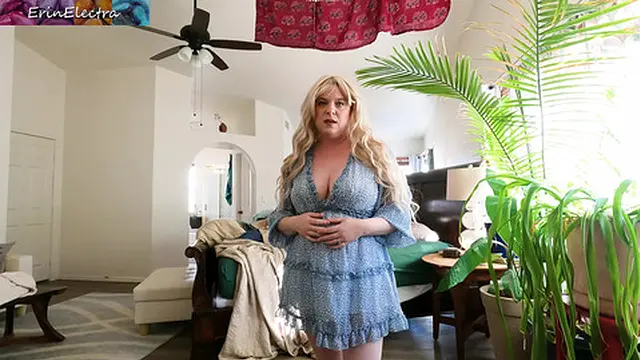 Stepmama Screws boyfriend for Bed Sharing Vacation Fun