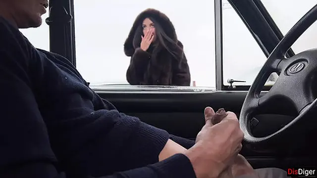 Stranger Girl Cums &mdash;  Sucks My Dick🌭 Through Car Window In Public