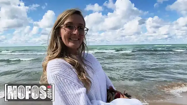 MOFOS - Craves Sun &mdash;  Sand &mdash;  And A Sizzling Creampie In The Open