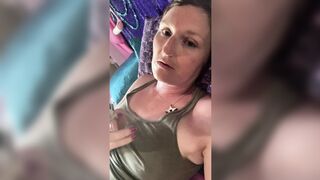 Super drenched, sweaty squirt session with Rachel Wriggler post-bathroom break leaves her intensely horny🥵!