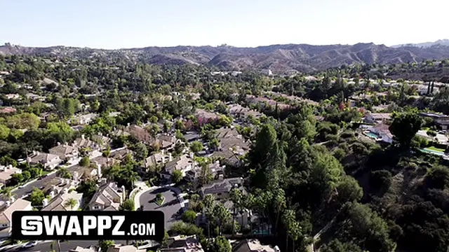 Swappz - Besties Freya von Doom and Selina Bentz Play With Their boyfriends