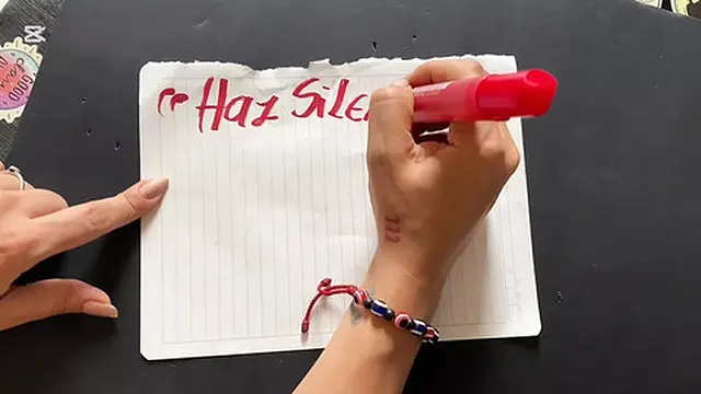 Silencio! Quieres Follar? Pide a Tu Hermanastro Que Te Folle En Secreto Sin Que Nadie Se Entere!