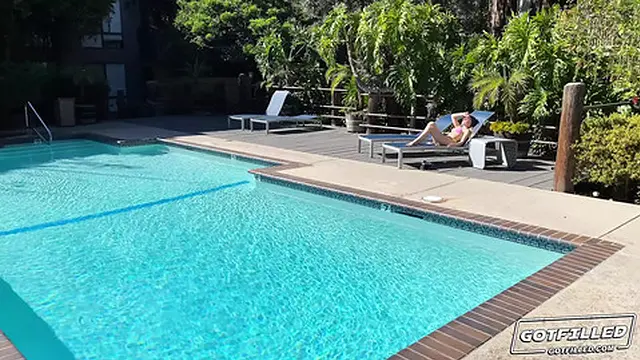 Anna Claire Clouds′ hot comeback performance