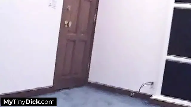 A sizzling brunette with ink seduces him with her lips