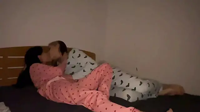 Hot Roommates Can′t Resist Each Other′s Touch