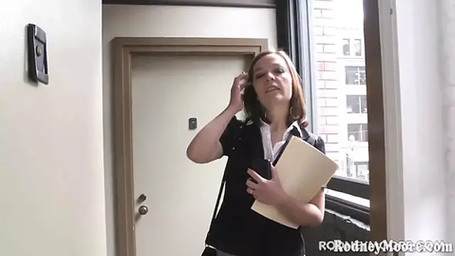 Hot milf enjoys cock🌭 and dildo in her ass🍑