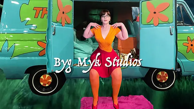 milf Velma Dinkley: Magical Mystery Tour: Masturbation & Cock Sucking