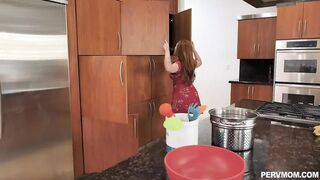 Summer Hart Ginger Perv Mom Sex Video HD