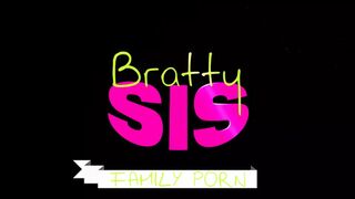 My Stepbrother Helps Me Put a Big Load in the Laundry - S20:e6