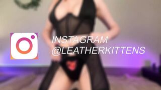 Escor in Stockings Wants a Load of Cum for Dinner