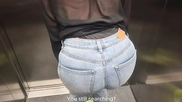 In the elevator she caught my eye from Sex-Dater — now she’s bare and hot in my room