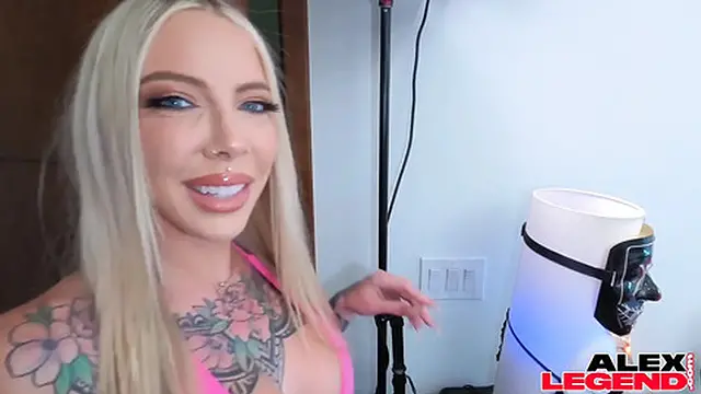 Bimbo Roommate Struggles with Payments